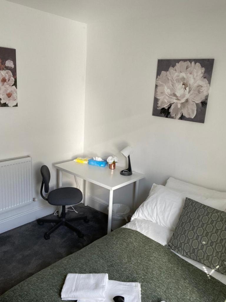 Comfy Private Bedrooms In Euston, Central London Exterior photo